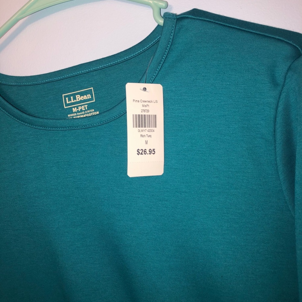 New LL Bean Long Sleeved Shirt - Medium Petite